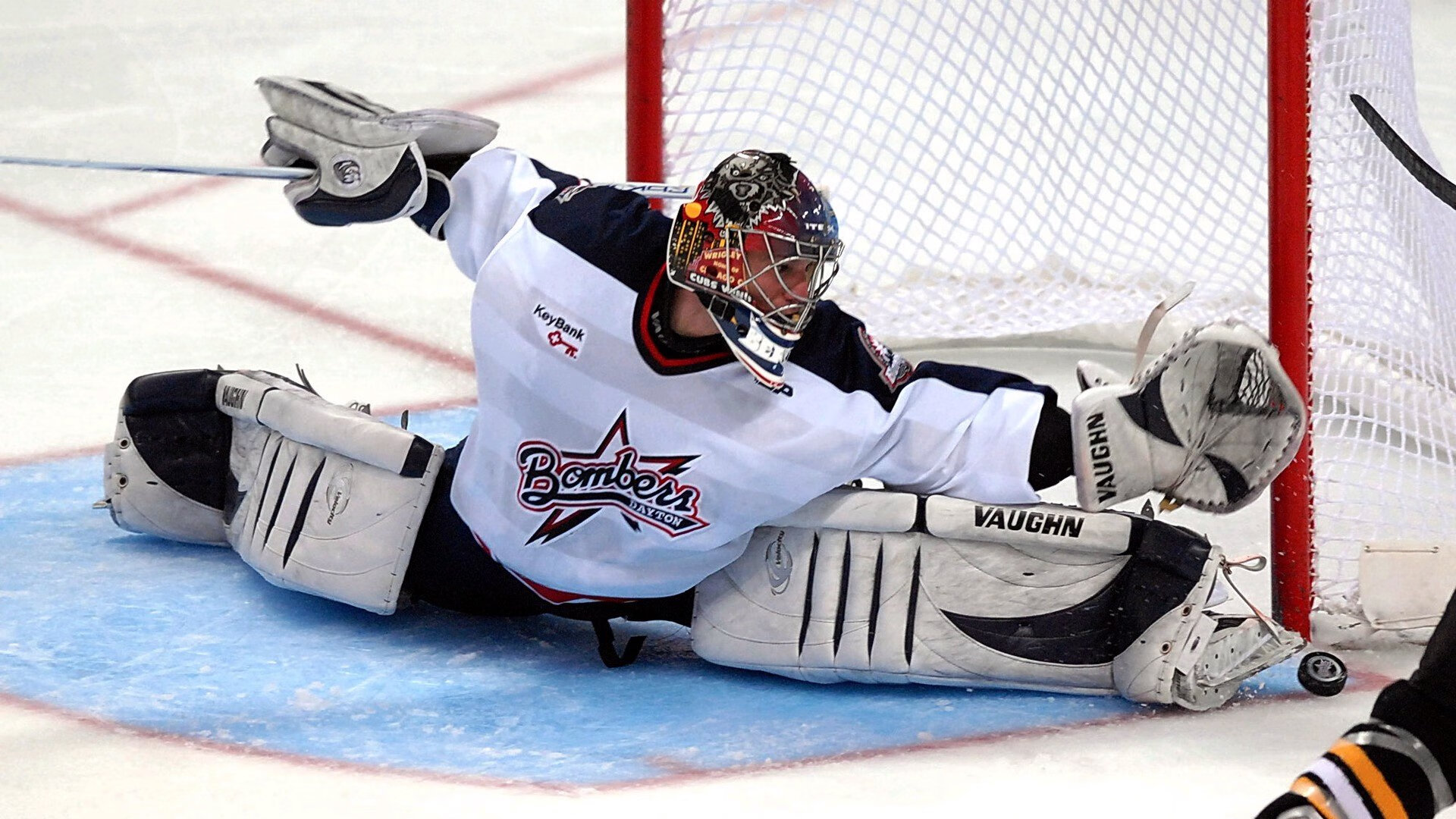 哈登伤退,谁主沉浮?猛龙旧将一记绝杀让快船冷汗直流